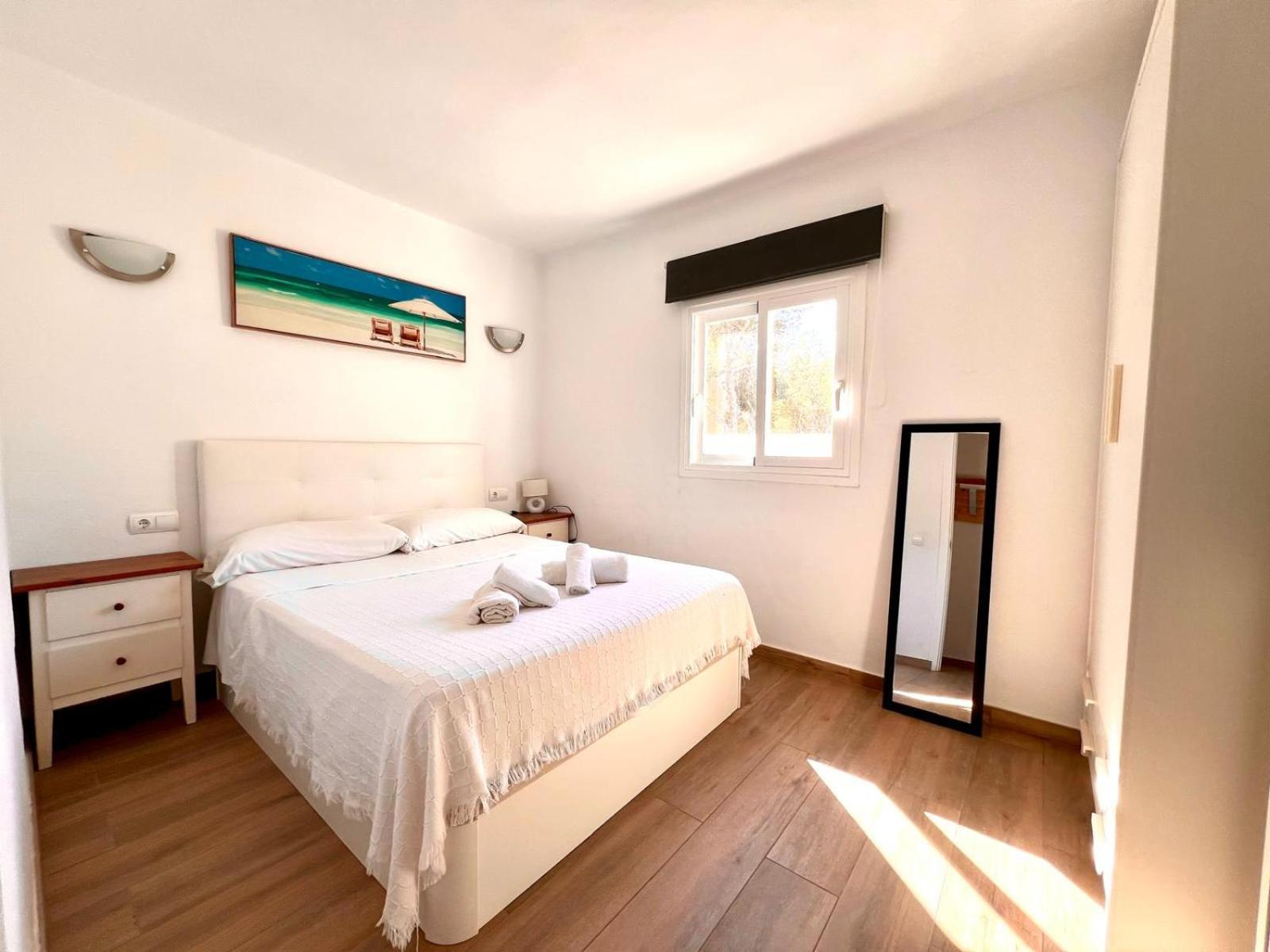 Copacabana Suite Es Pujols Exterior foto